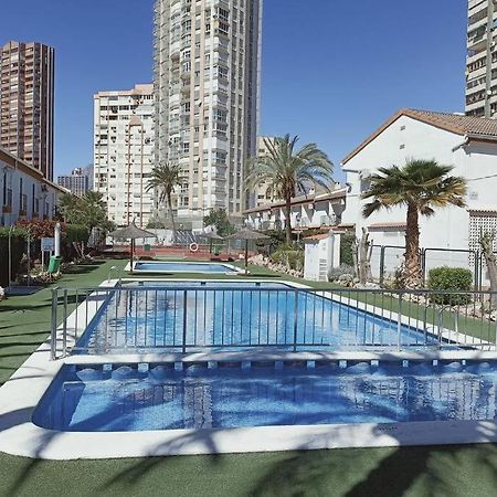 2 Bedroom Townhouse In Beautiful Gated Complex Benidorm Exterior foto